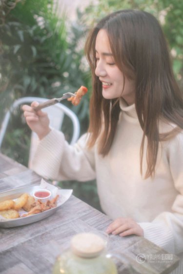 少妇青青色手机在线视频播放
