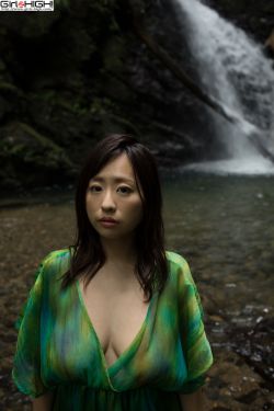 与子乱刺激对白在线播放