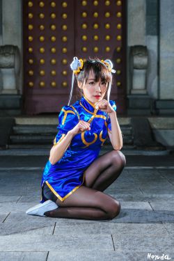 淫荡女用电动鸡吧来自慰
